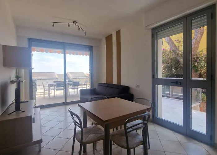 Wh - Bussana 公寓 圣雷默